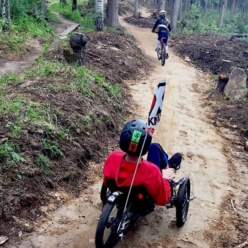 2017 Hinton Sprockids Trail Bike Hintonfb crop