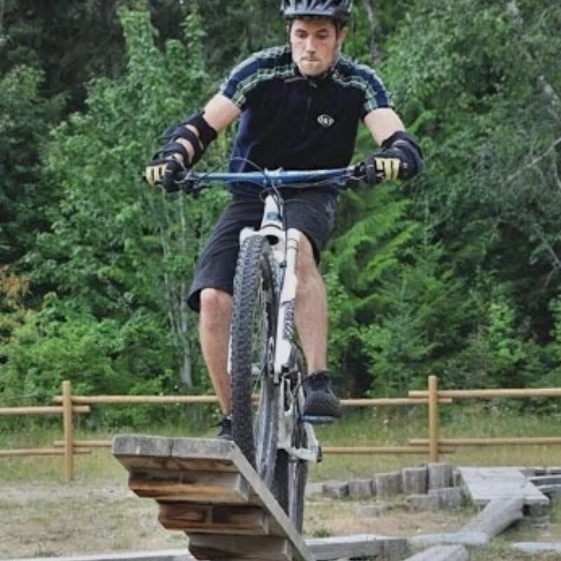 2013 John Evdokimoff BP Teeter Ride Salmon Arm Observer trim
